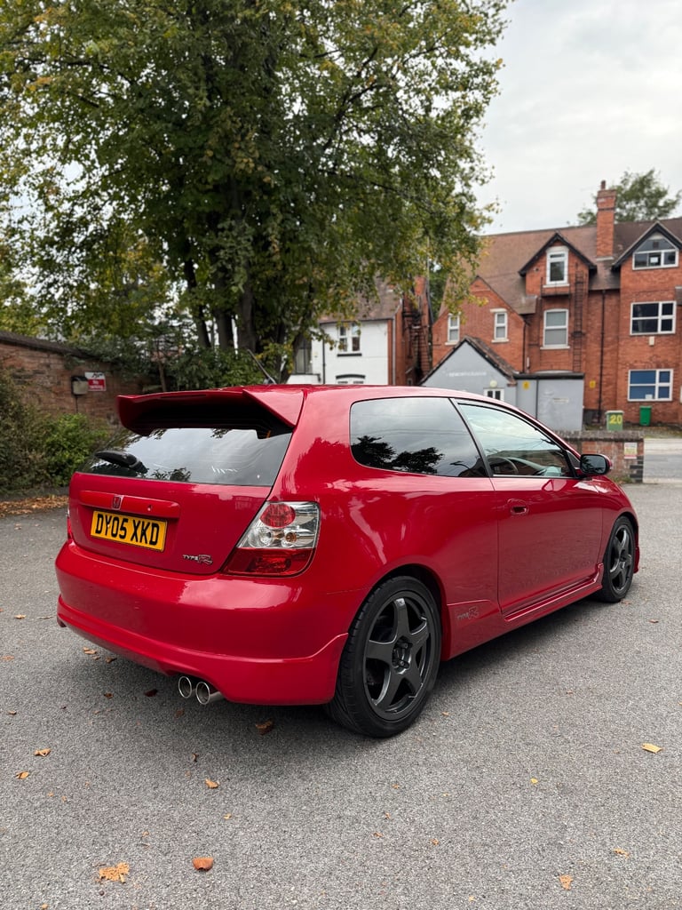 2005/05 Honda Civic Type R EP3 - Milano Red - MOT Oct 26