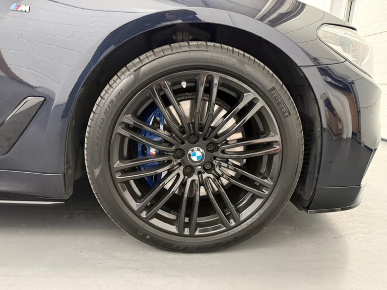 2018 BMW 5 Series 530d xDrive M Sport 4dr Auto SALOON DIESEL Automatic