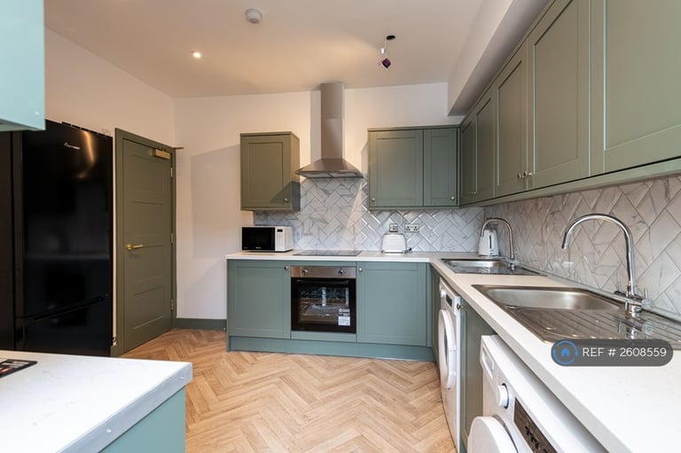 1 bedroom in College Avenue, Gillingham, ME7 (#2608559)