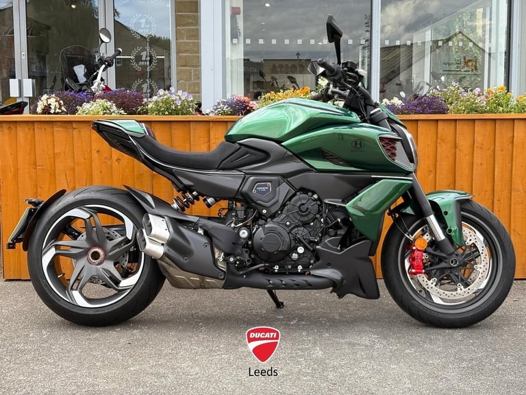 Ducati Diavel For Bentley No 31/500