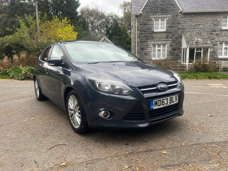 2014 Ford Focus 1.6 TDCi 115 Zetec Navigator 5dr HATCHBACK Diesel Manual