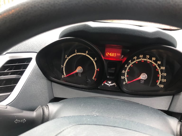 Ford, FIESTA, Hatchback, 2012, Manual, 1242 (cc), 3 doors