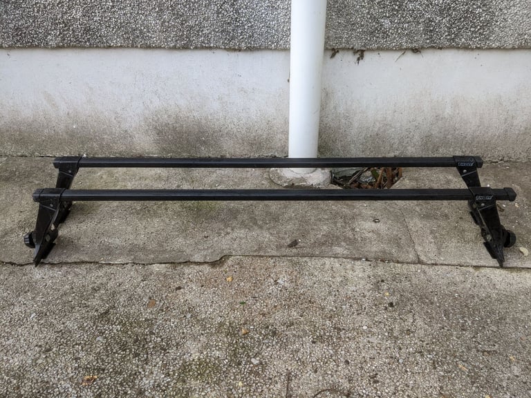 Thule Heavy Duty roof bars