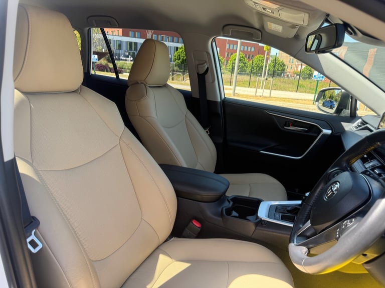 2020 Toyota RAV4 2.5 VVT-i Hybrid Design 5dr CVT 2WD ESTATE Petrol/Electric Hybrid Automatic