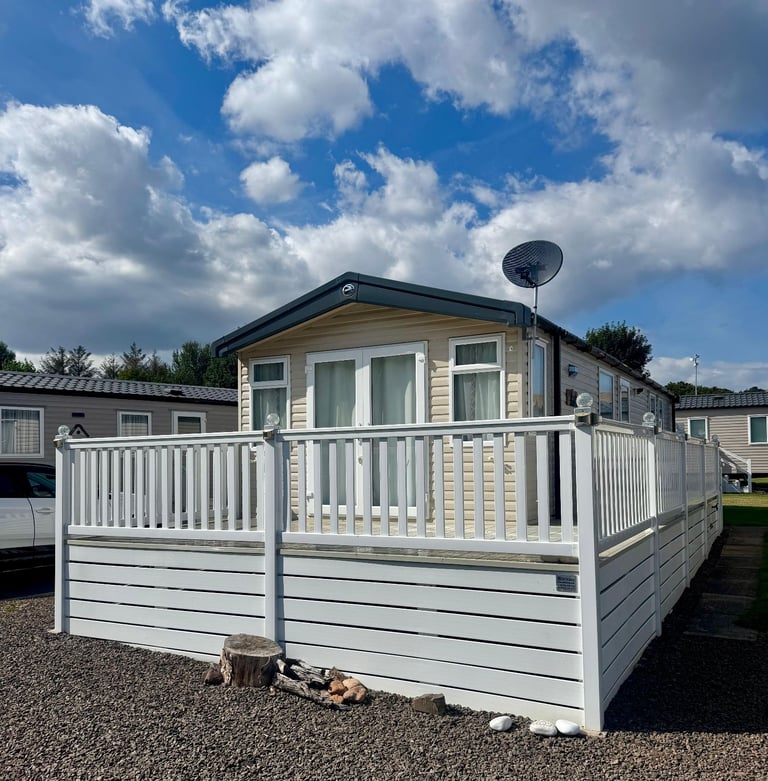 2 bed Family static caravan with decking nr Hexham, 45 min from Newcastle, Bellingham