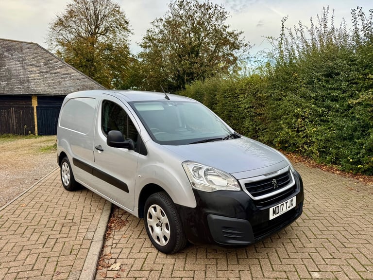 2017 Peugeot Partner 850 1.6 BlueHDi 100 Professional Van [non SS] PANEL VAN Diesel Manual