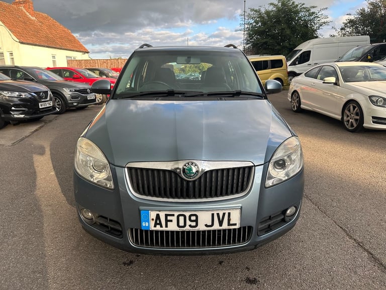 Skoda Fabia 1.6 16V 3 5dr Petrol Manual - Image 2
