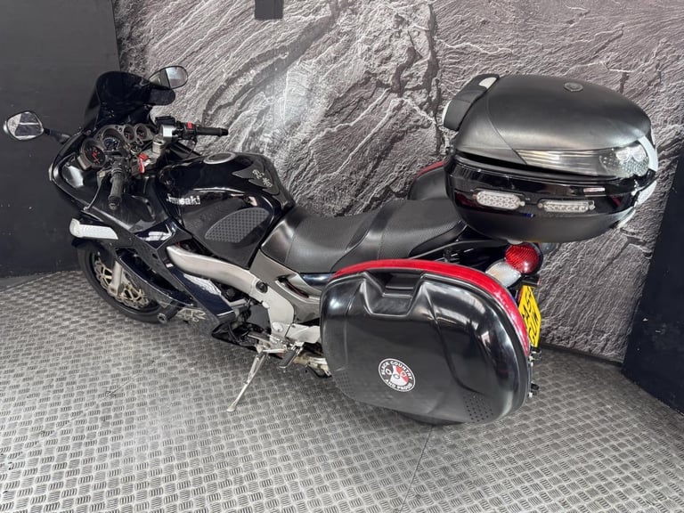 KAWASAKI ZZR 1200 ZZR1200 2004