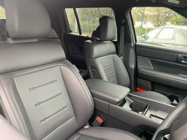 2025 Hyundai Santa Fe 1.6 TGDi Hybrid Calligraphy 5dr 4WD Auto ESTATE Petrol/Electric Hybrid Auto...