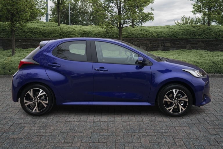 2025 Toyota Yaris 1.5 Hybrid Design 5dr CVT HATCHBACK PETROL/ELECTRIC Automatic