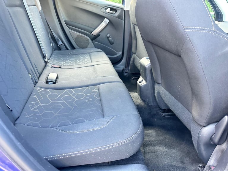 2013 Peugeot 2008 1.2 VTi Active Euro 5 5dr HATCHBACK Petrol Manual