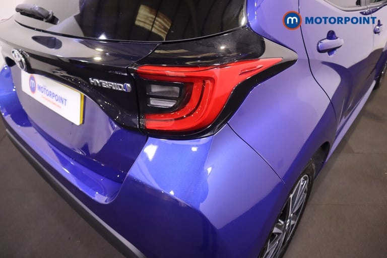 2022 Toyota Yaris 1.5 Hybrid Design 5dr CVT HATCHBACK PETROL/ELECTRIC Automatic