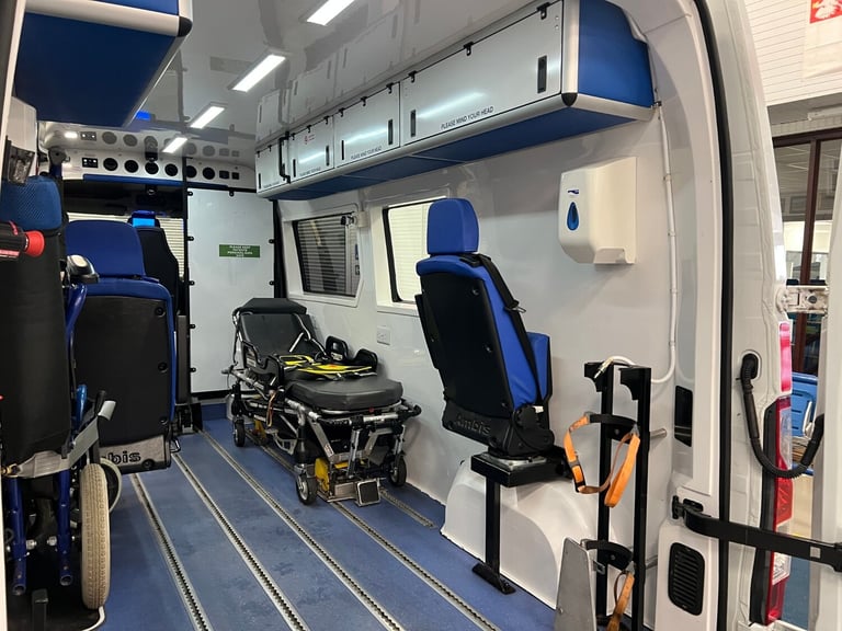 2016 Renault Master LM35 BUSINESS 2.3DCI 130PS LWB 7 SEAT DISABLED ACCESS MINIBUS C/W STRETCHER P...