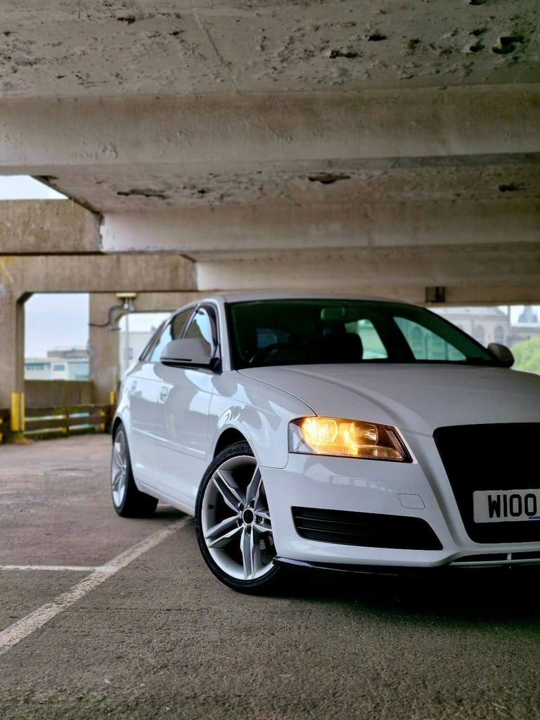 image for Audi, A3, Hatchback, 2009, Manual, 1595 (cc), 5 doors
