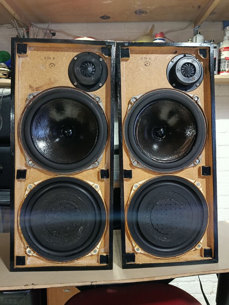 image for SPEAKERS CELESTION DITTON 15 HI-FI MONITOR 