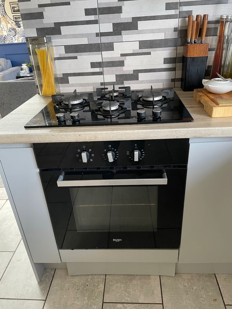 image for Bush electric fan assisted oven, grill and gas hub