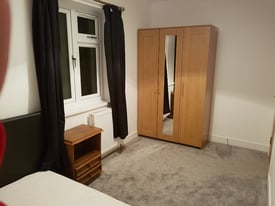 Spacious Double room to let in West Drayton/Uxbridge