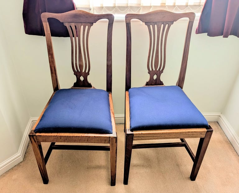 image for 2 Vintage Occasional Wooden Dining Chairs Decorative With Royal Blue Seats