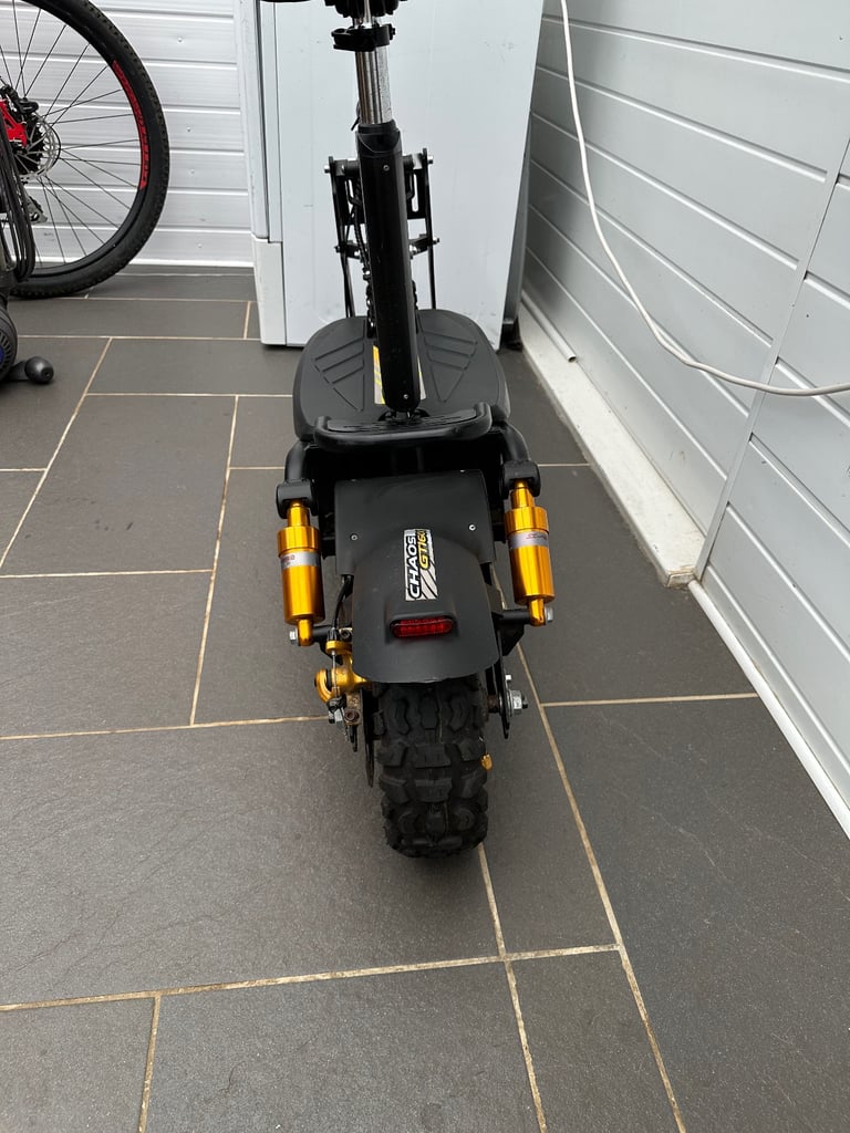Electric scooter A Chaos GT1600 sport - Black