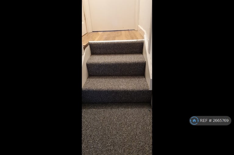 image for 5 bedroom house in York Terrace, Exeter, EX4 (5 bed) (#2665769)