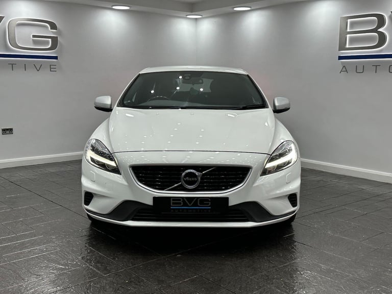 2017 Volvo V40 2.0 D2 R-Design Nav Plus Auto Euro 6 (s/s) 5dr HATCHBACK Diesel Automatic
