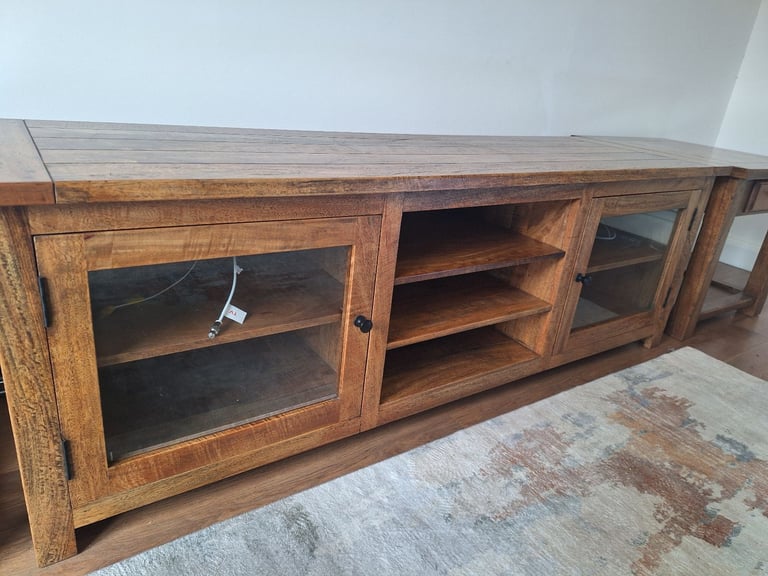 Kamenka Mango Furniture