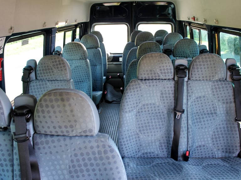 2013 Ford Transit 2.2 TDCi 430 HDT 17 Seat Minibus 5dr Diesel Manual RWD L4 H2