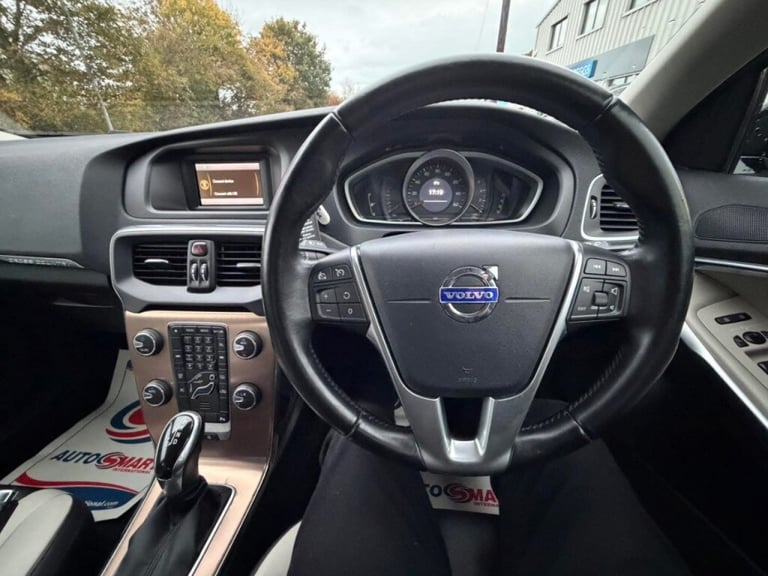  Volvo V40 D2 Cross Country Lux 5dr Powershift Diesel