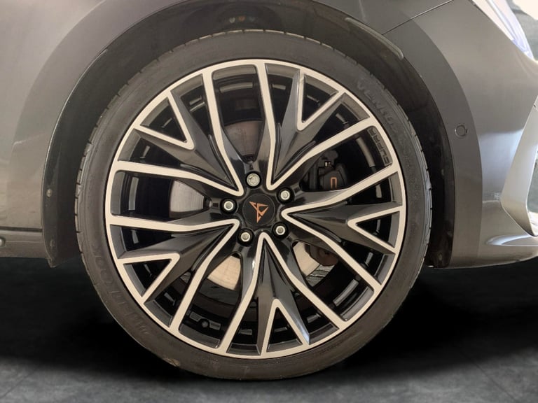 2024 Cupra Leon 1.4 eHybrid 12.8kWh VZ2 Design Edition Hatchback 5dr Petrol Plug-in Hybrid  Hatch...