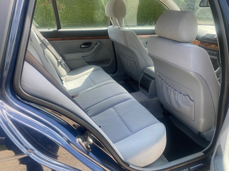 2001 BMW 5 Series 525i SE 5dr Auto ESTATE [2001-X] ESTATE Petrol Automatic