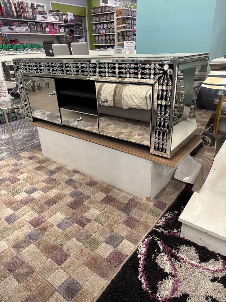 Crushed glass tv unit reduced ex display 
