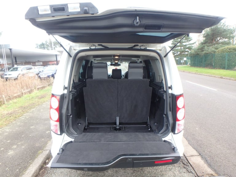 2011 Land Rover Discovery 4  5.0 V8 Petrol Automatic ... 7 Seater 4x4 Petrol Automatic