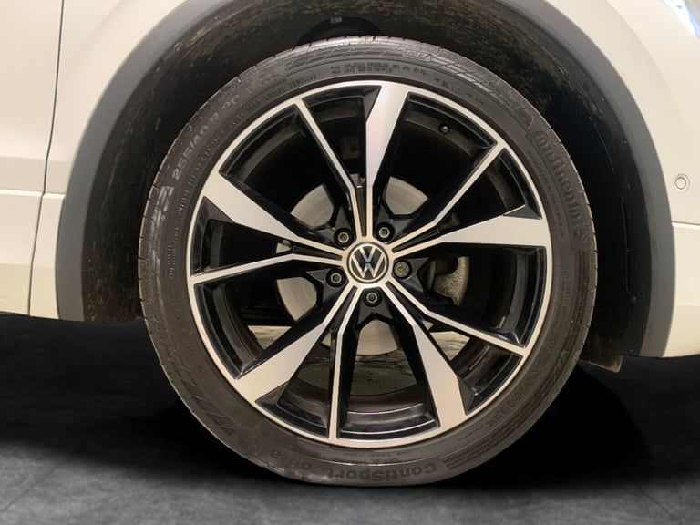 2022 Volkswagen Tiguan 2.0 TDI R-Line SUV 5dr Diesel DSG Euro 6 (s/s) (150 ps) - HEATED SEATS - N...