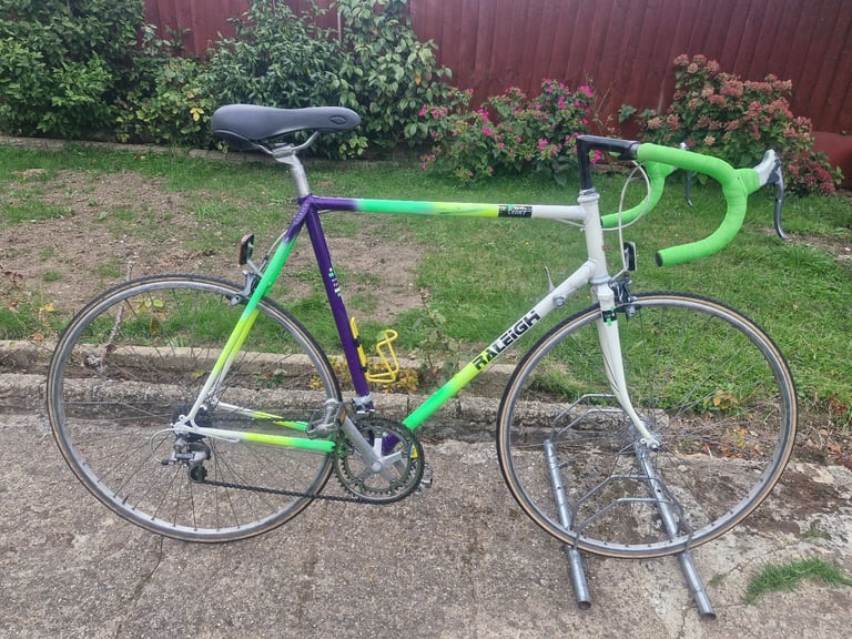 image for MENS GENTS ADULTS RALEIGH  700cc WHEELS 23 INCH FRAME 14 SPEED RACING BIKE BICYCLE