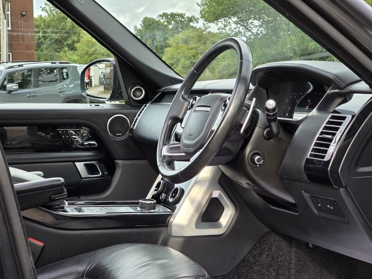2018 Land Rover Range Rover 4.4 SDV8 Autobiography 4dr Auto ESTATE DIESEL Automatic