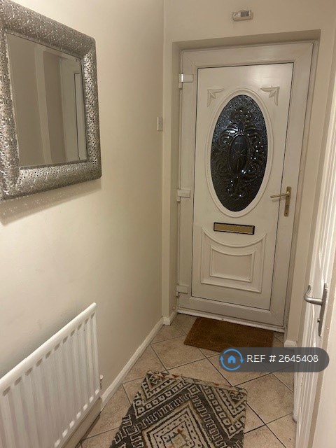 4 bedroom house in Aylesbury Drive, Langdon Hills, Basildon, SS16 (4 bed) (#2645408)