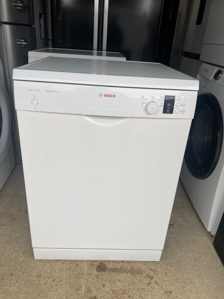 image for Bosch dishwasher full size in excellent condition #24