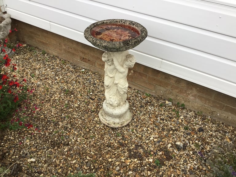 Garden feature 