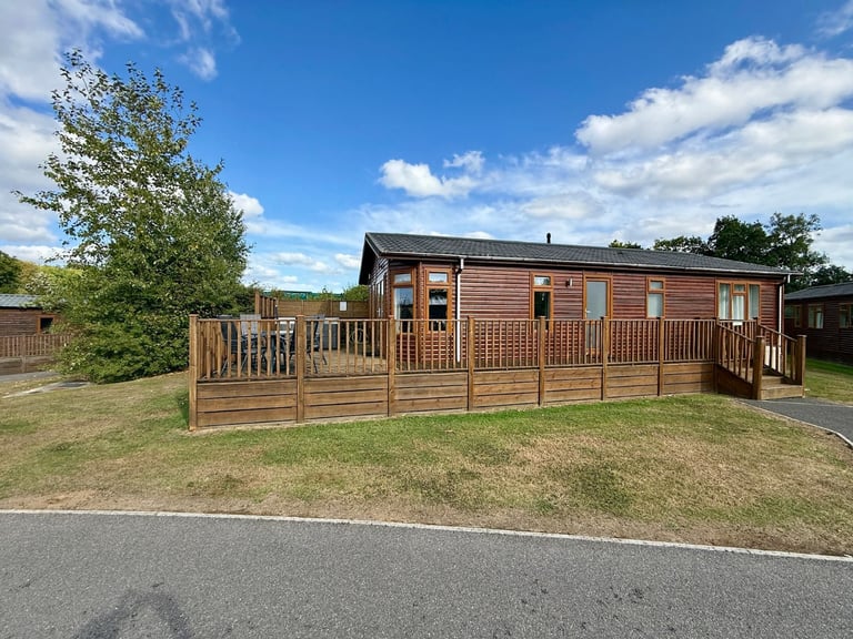 Pre-owned twin lodge for sale at Finlake Resort and Spa (Haulfryn) Omar Westfield TQ13 0EJ