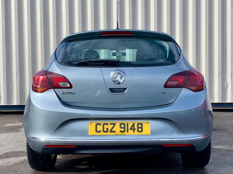 2016 Vauxhall Astra 1.6i SRi Euro 6 5dr HATCHBACK Petrol Manual