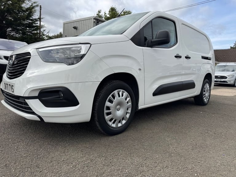 2021 Vauxhall Combo 1.5 Turbo D 2300 Sportive Panel Van 6dr Diesel Manual L2 H1 Euro 6 (100 ps) P...
