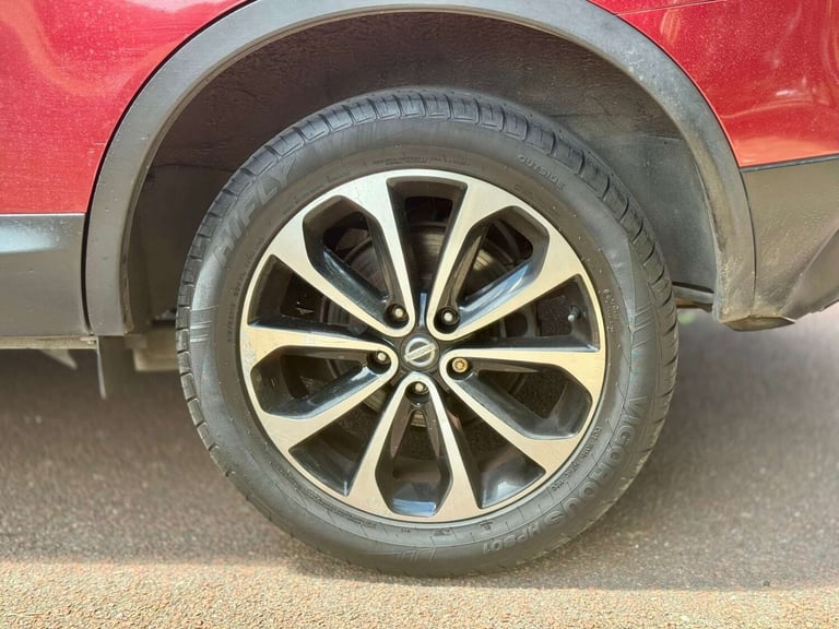 2013 Nissan Qashqai 1.6 Qashqai 360 CVT 5dr SUV Petrol Automatic