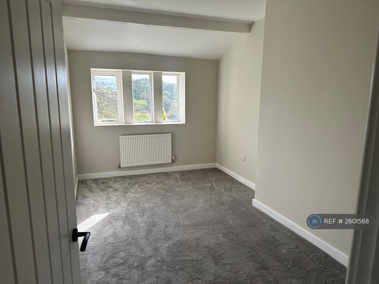 3 bedroom house in Middle Newgate, Littleborough, OL15 (3 bed) (#2601568)