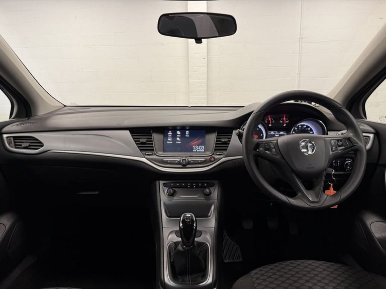 2018 Vauxhall Astra 1.6 CDTi ecoFLEX Design Sports Tourer 5dr Diesel Manual Euro 6 (s/s) (110 p E...
