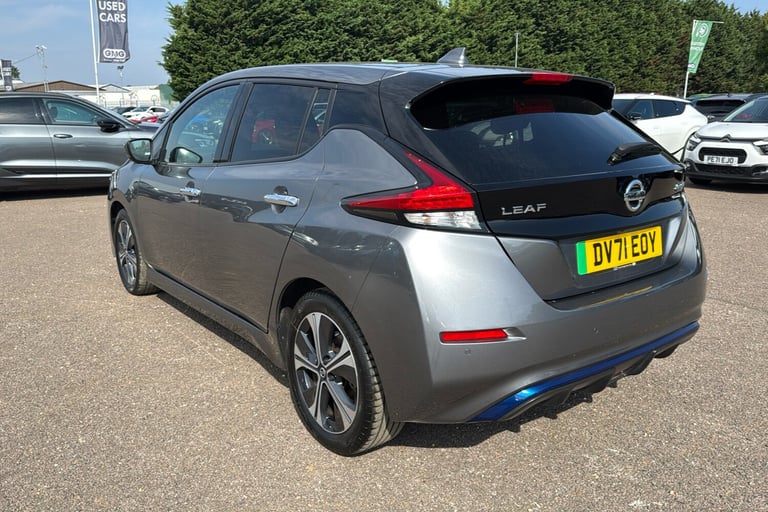  Nissan Leaf 40kwh Tekna Hatchback 5dr Electric Auto 150 Ps Electric