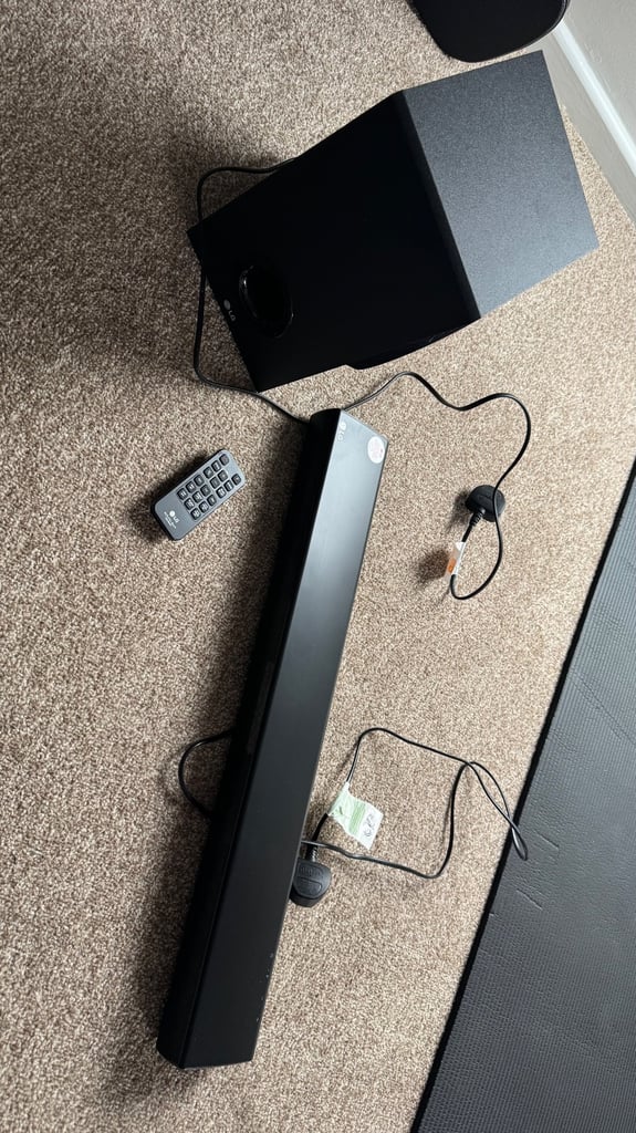 image for LG 2.1 Sub and Soundbar - Bluetooth, optical, aux, DRC