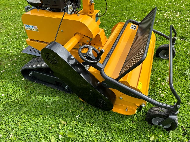 RAPTOR X Pedestrian Track Flail mower * VIDEO * Key Start 13.5HP Briggs & Stratton Engine