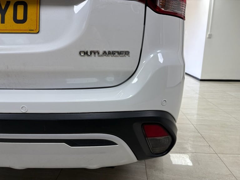 2017 Mitsubishi Outlander 2.2 DI-D 3 5dr Auto ESTATE DIESEL Automatic