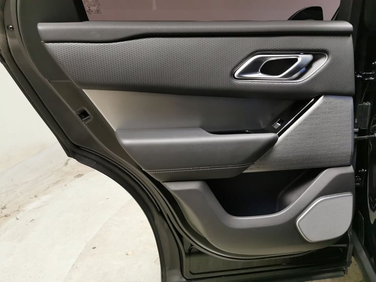 2020 Land Rover Range Rover Velar 2.0 D240 SE SUV 5dr Diesel Auto 4WD Euro 6 (s/s) (240 ps) - REV...