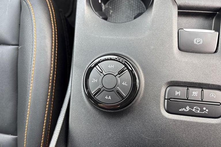 2025 Ford Ranger Wildtrak AUTO 2.0 EcoBlue 205ps 4x4 Double Cab Pick Up, FRONT &amp; REAR PARKIN ...